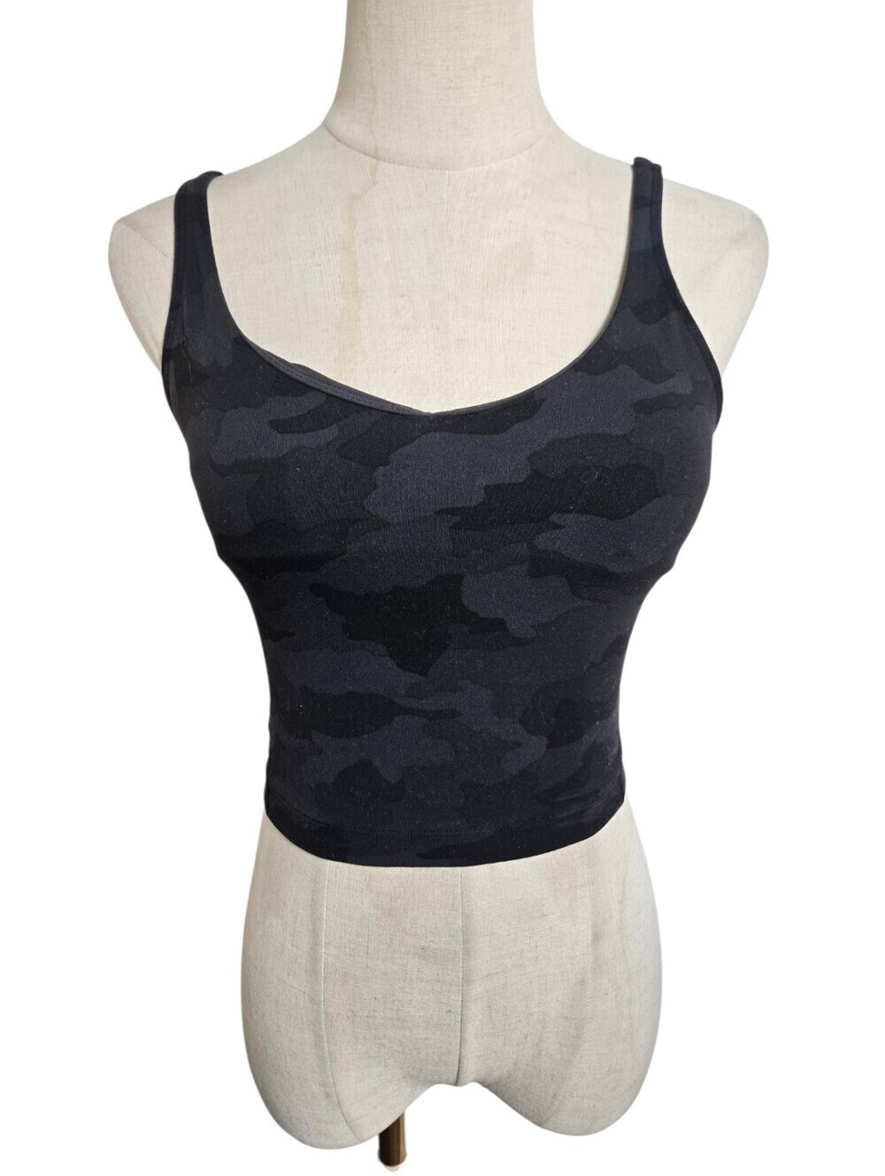 Lululemon Black Camo Scoop Neck Cropped Tank Sports Bra